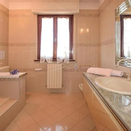 Ortensia Capezzano Pianore